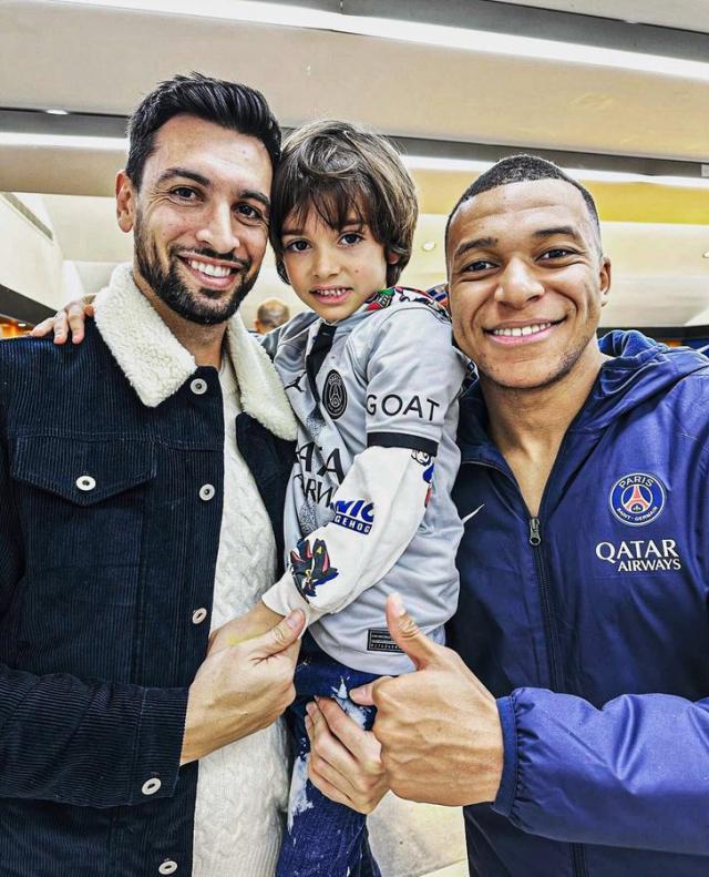 1711067901671061982.jpeg GJNb-wyXIAAEScs.jpeg