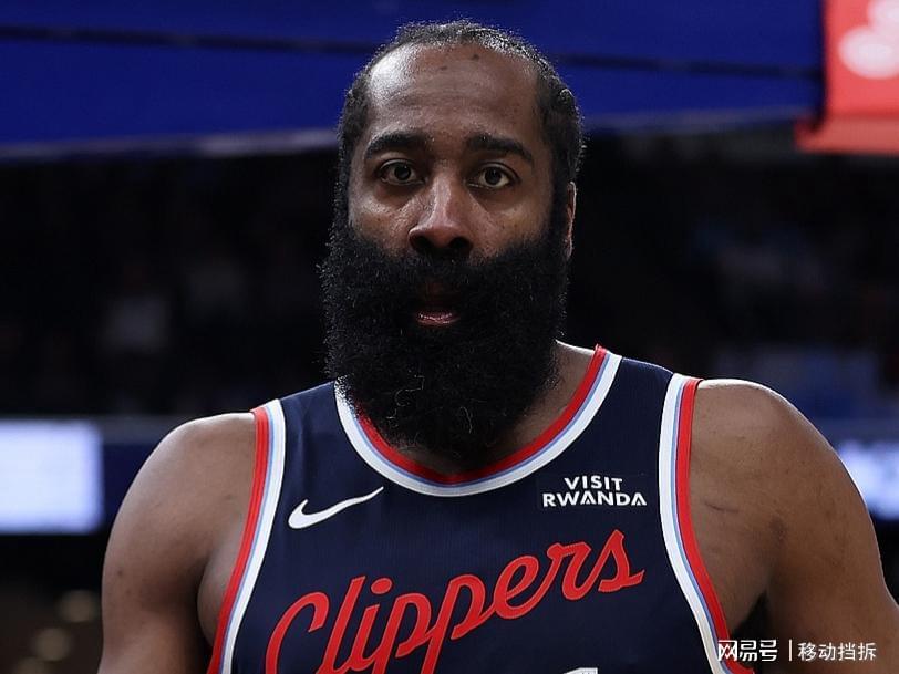 体育赛事-真是难为哈登了!近10场比赛,快船替补席多项数据位列联盟倒数